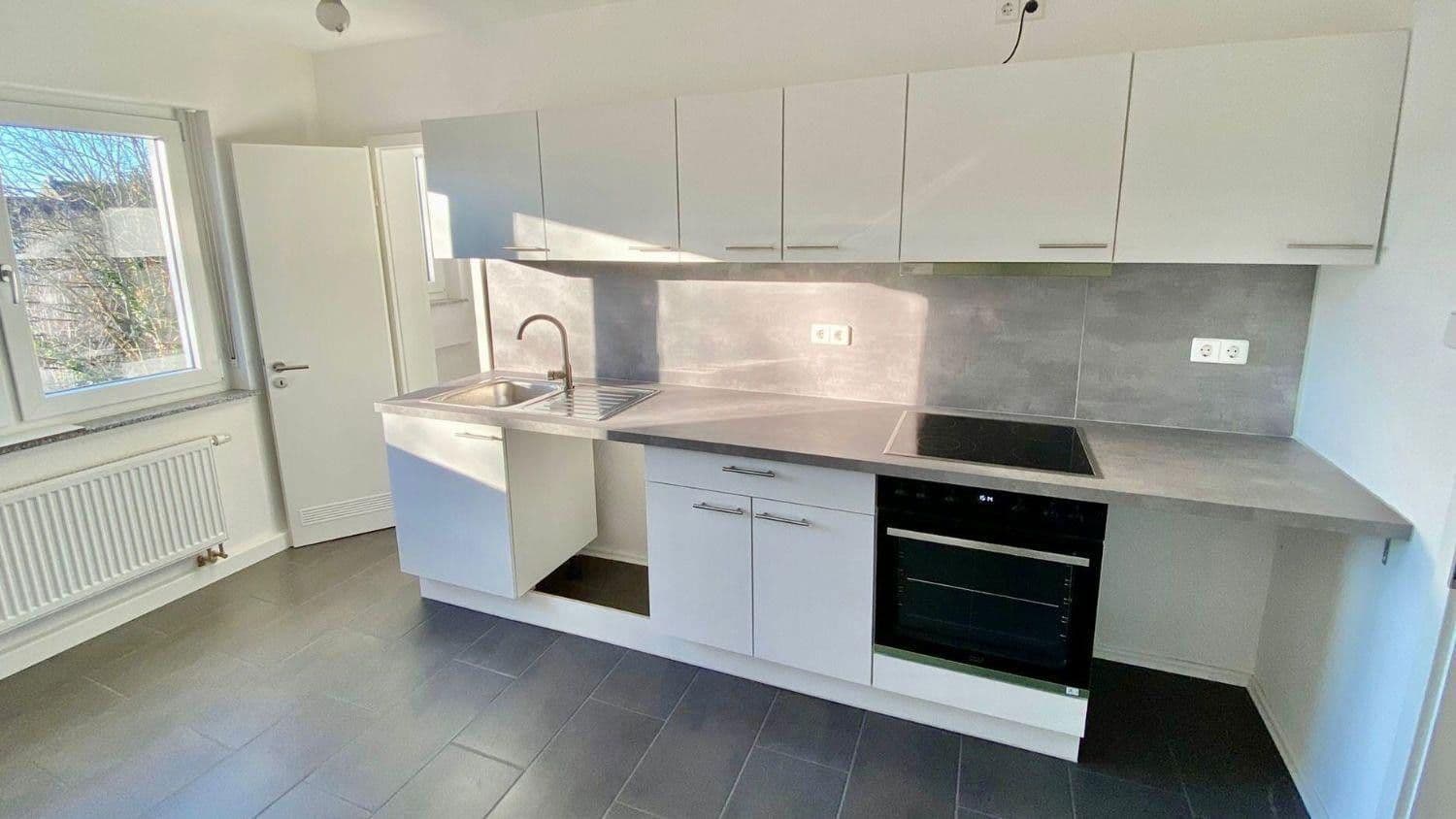 Pronájem bytu 3+1 71 m², Offenburg, Bádensko-Württembersko Pronájem bytu 3+1 71 m², Offenburg, Bádensko-Württembersko