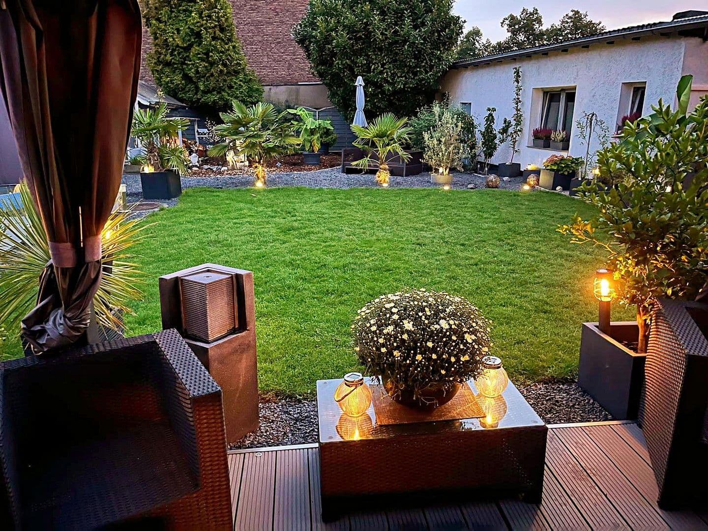 Prodej domu 276 m², pozemek 961 m², Duisburg, Severní Porýní-Vestfálsko Prodej domu 276 m², pozemek 961 m², Duisburg, Severní Porýní-Vestfálsko