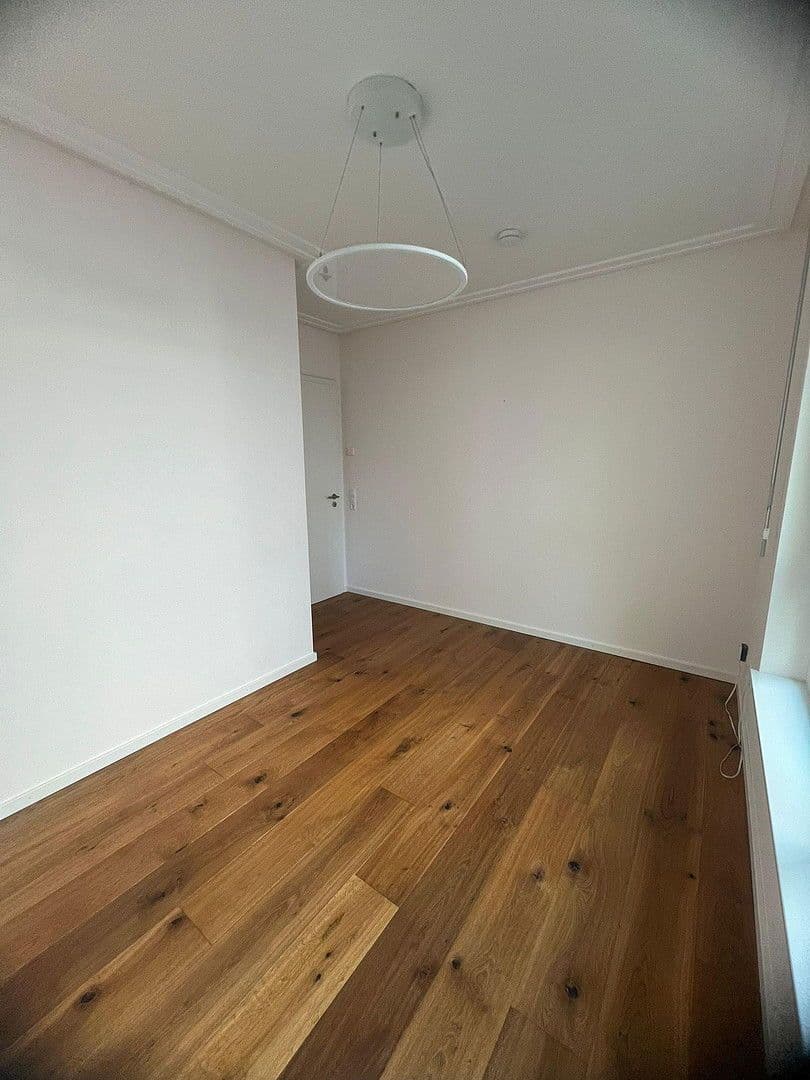 Prodej bytu 4+kk 168 m², Backnang, Bádensko-Württembersko Prodej bytu 4+kk 168 m², Backnang, Bádensko-Württembersko