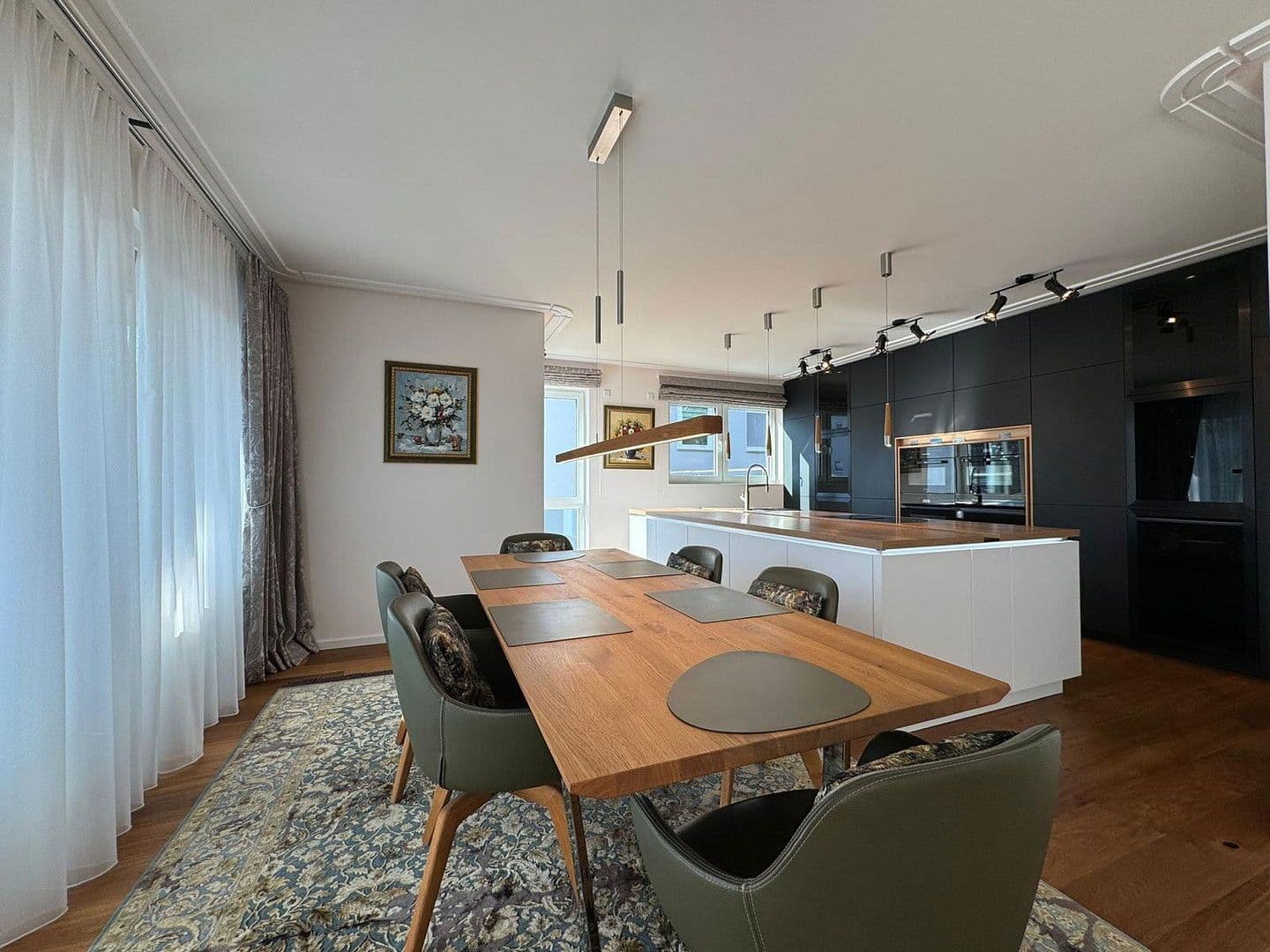 Prodej bytu 4+kk 168 m², Backnang, Bádensko-Württembersko Prodej bytu 4+kk 168 m², Backnang, Bádensko-Württembersko