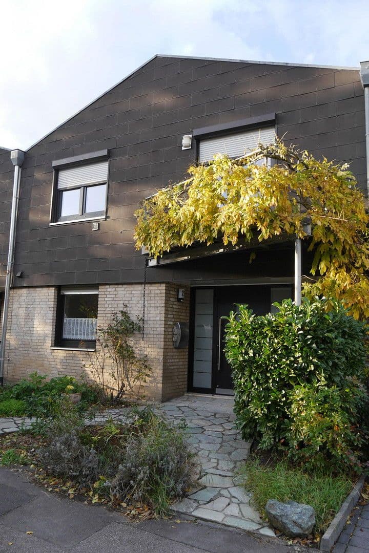 Prodej domu 119 m², pozemek 176 m², Frechen, Severní Porýní-Vestfálsko Prodej domu 119 m², pozemek 176 m², Frechen, Severní Porýní-Vestfálsko