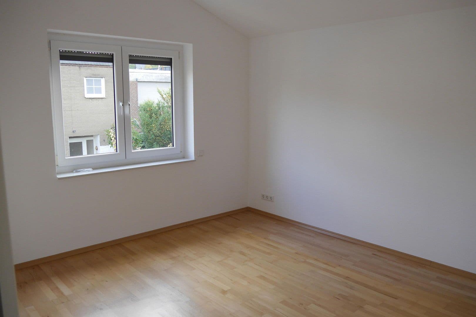 Prodej domu 119 m², pozemek 176 m², Frechen, Severní Porýní-Vestfálsko Prodej domu 119 m², pozemek 176 m², Frechen, Severní Porýní-Vestfálsko