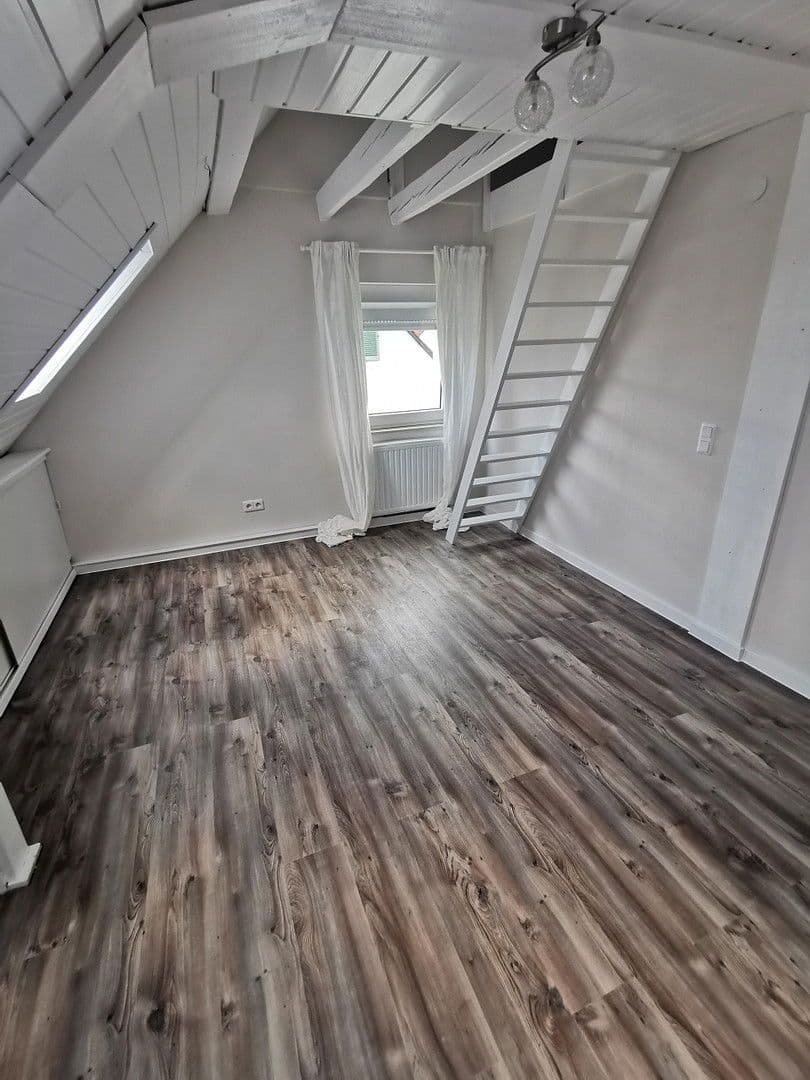 Prodej bytu 4+kk 100 m², Crailsheim, Bádensko-Württembersko Prodej bytu 4+kk 100 m², Crailsheim, Bádensko-Württembersko