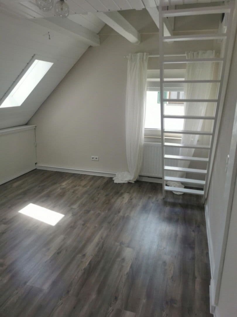 Prodej bytu 4+kk 100 m², Crailsheim, Bádensko-Württembersko Prodej bytu 4+kk 100 m², Crailsheim, Bádensko-Württembersko