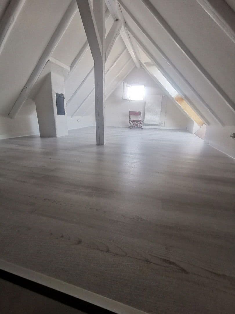 Prodej bytu 4+kk 100 m², Crailsheim, Bádensko-Württembersko Prodej bytu 4+kk 100 m², Crailsheim, Bádensko-Württembersko