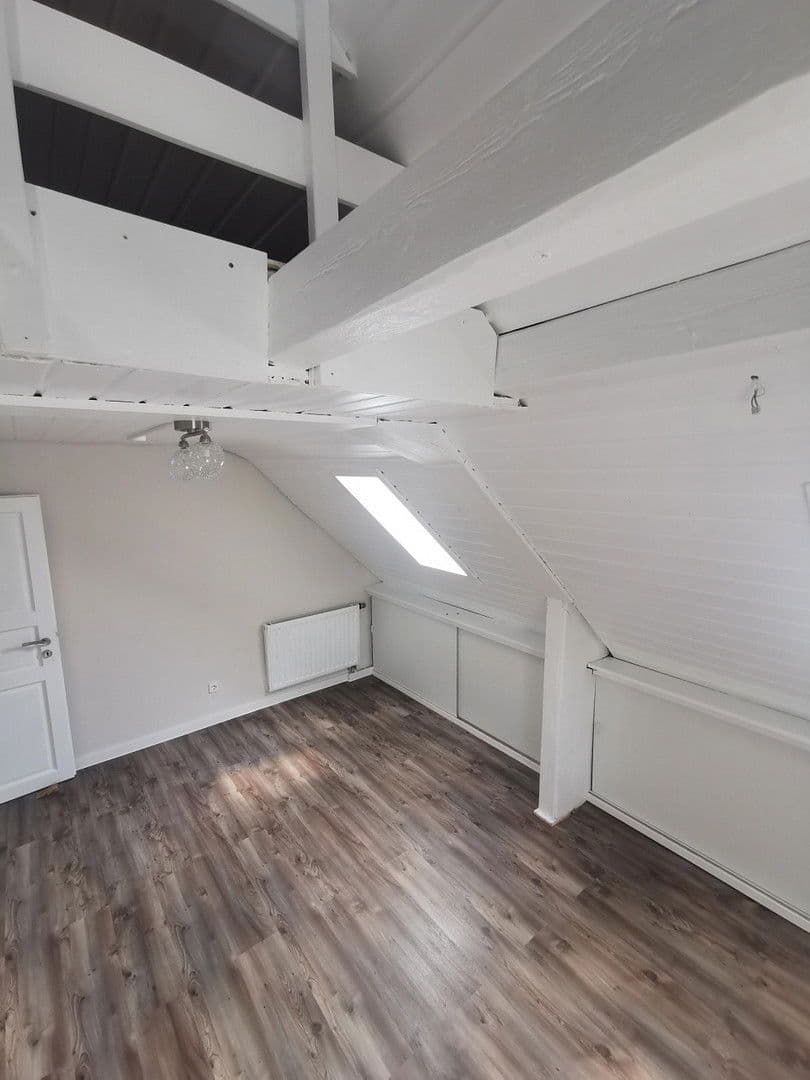 Prodej bytu 4+kk 100 m², Crailsheim, Bádensko-Württembersko Prodej bytu 4+kk 100 m², Crailsheim, Bádensko-Württembersko