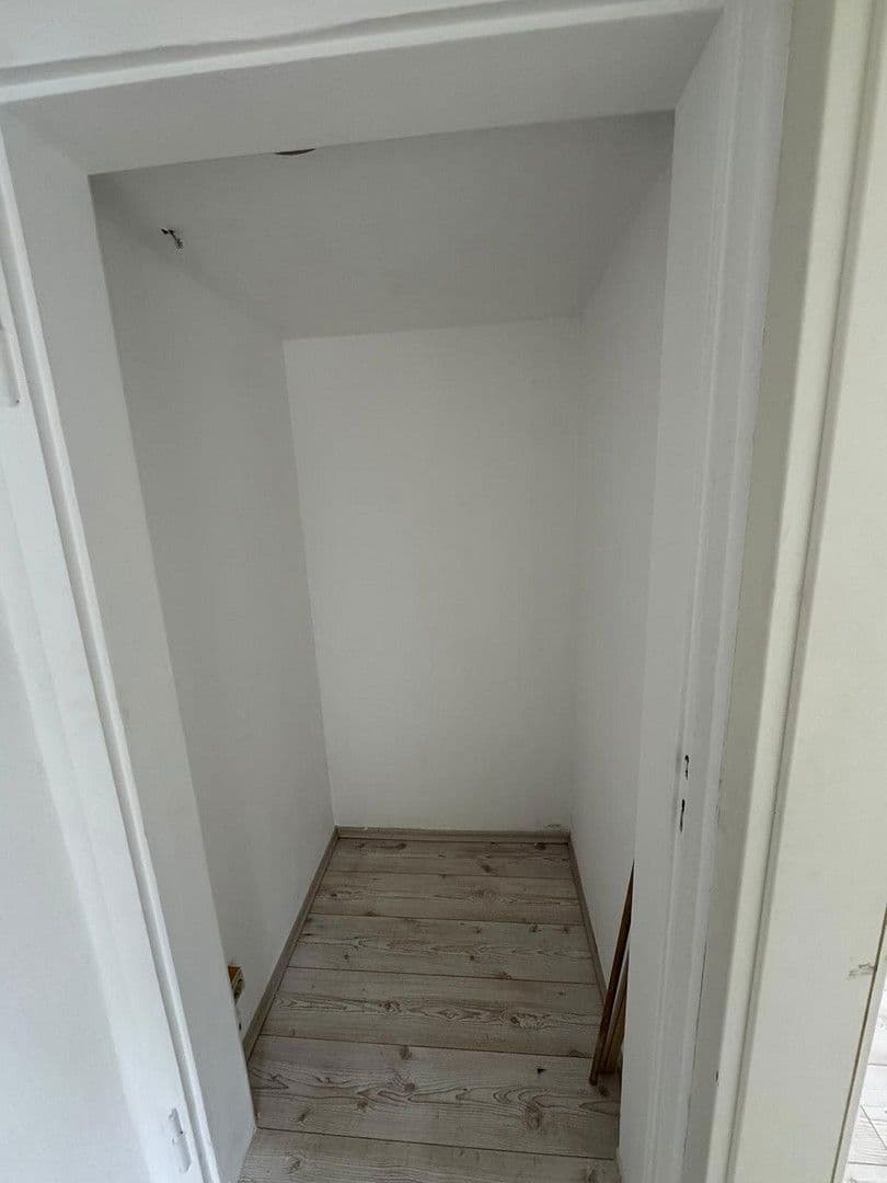 Prodej bytu 3+1 64 m², Stuttgart Hofen, Bádensko-Württembersko Prodej bytu 3+1 64 m², Stuttgart Hofen, Bádensko-Württembersko