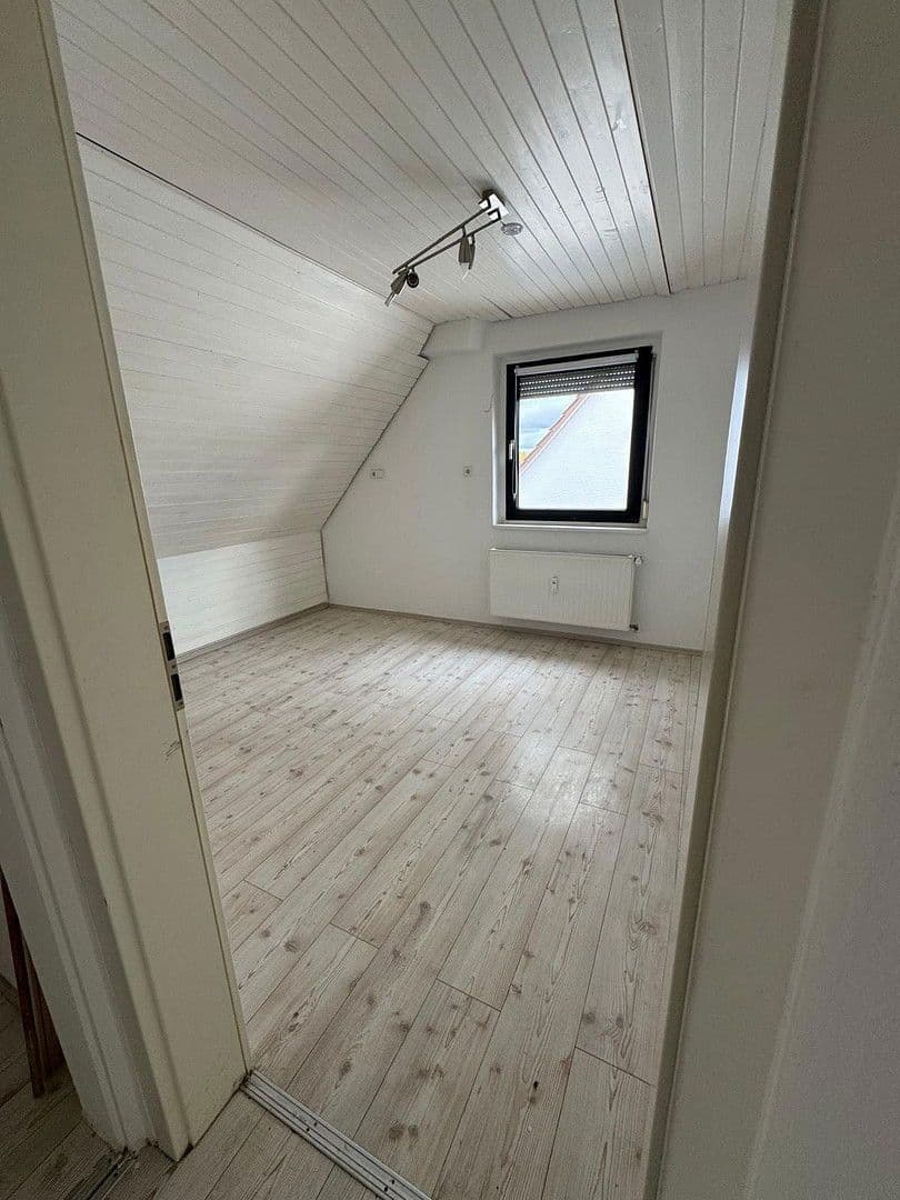 Prodej bytu 3+1 64 m², Stuttgart Hofen, Bádensko-Württembersko Prodej bytu 3+1 64 m², Stuttgart Hofen, Bádensko-Württembersko