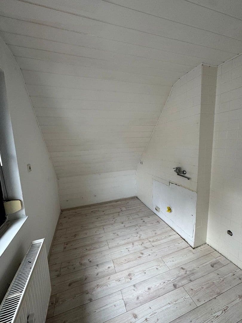 Prodej bytu 3+1 64 m², Stuttgart Hofen, Bádensko-Württembersko Prodej bytu 3+1 64 m², Stuttgart Hofen, Bádensko-Württembersko