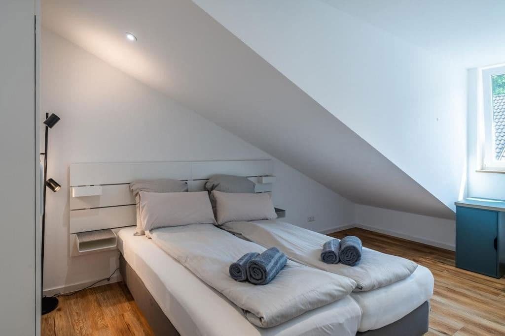 Pronájem bytu 3+1 67 m², Liebeneckstraße 14, Pforzheim, Bádensko-Württembersko Pronájem bytu 3+1 67 m², Liebeneckstraße 14, Pforzheim, Bádensko-Württembersko