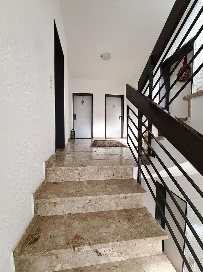 Pronájem bytu 3+1 84 m², Bad Salzuflen, Severní Porýní-Vestfálsko Pronájem bytu 3+1 84 m², Bad Salzuflen, Severní Porýní-Vestfálsko