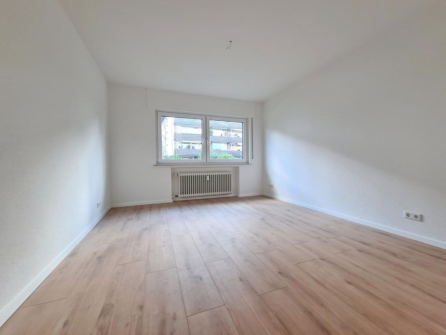Pronájem bytu 3+1 84 m², Bad Salzuflen, Severní Porýní-Vestfálsko Pronájem bytu 3+1 84 m², Bad Salzuflen, Severní Porýní-Vestfálsko