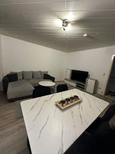 Pronájem bytu 2+1 61 m², Schillerstr. 12, Pforzheim, Bádensko-Württembersko Pronájem bytu 2+1 61 m², Schillerstr. 12, Pforzheim, Bádensko-Württembersko