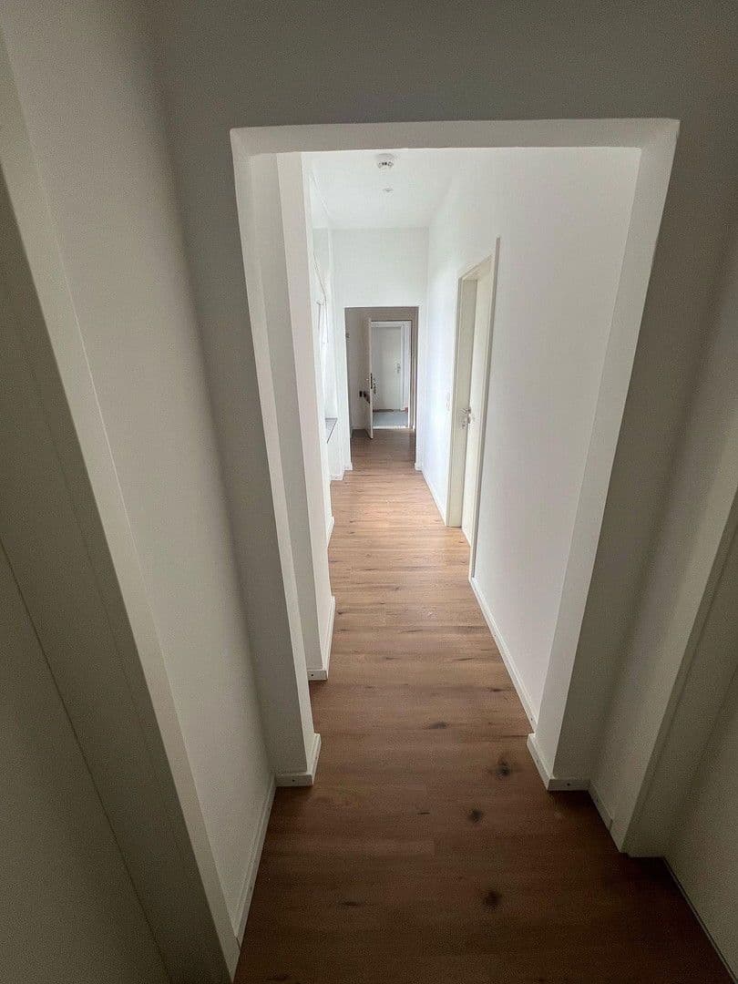 Pronájem bytu 3+1 60 m², Venloer Str.332, Köln, Severní Porýní-Vestfálsko Pronájem bytu 3+1 60 m², Venloer Str.332, Köln, Severní Porýní-Vestfálsko