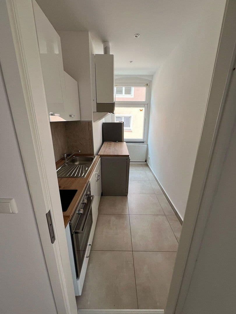 Pronájem bytu 3+1 60 m², Venloer Str.332, Köln, Severní Porýní-Vestfálsko Pronájem bytu 3+1 60 m², Venloer Str.332, Köln, Severní Porýní-Vestfálsko