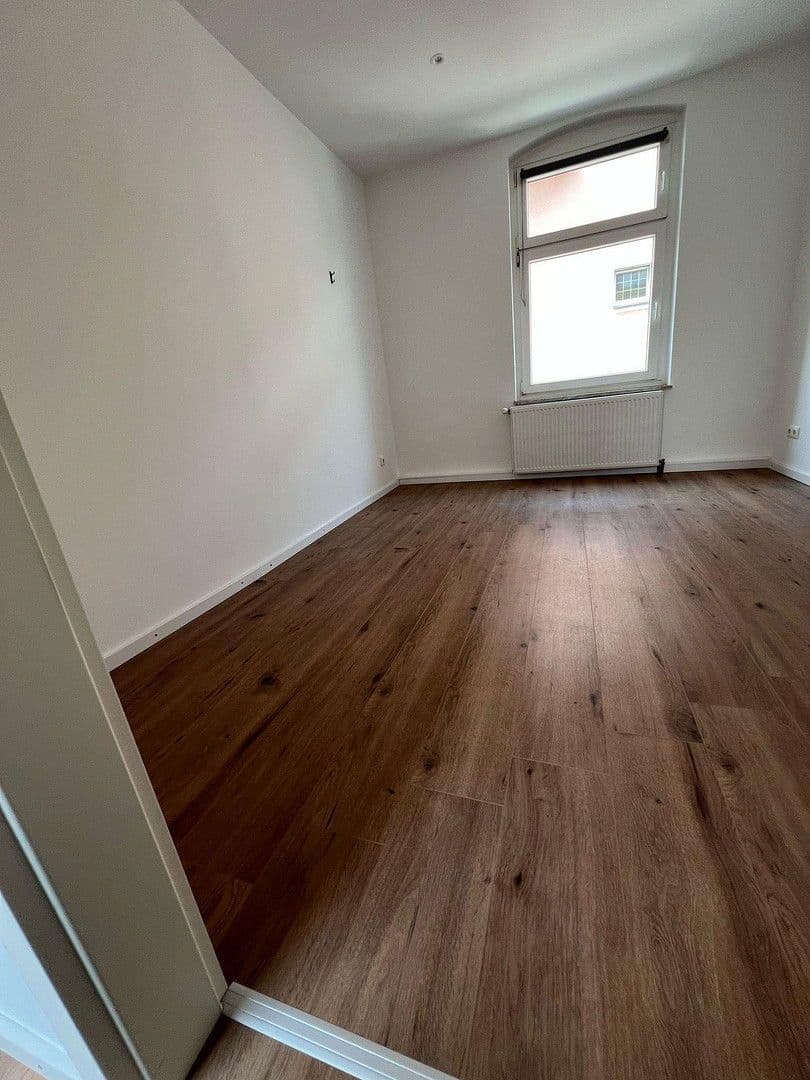 Pronájem bytu 3+1 60 m², Venloer Str.332, Köln, Severní Porýní-Vestfálsko Pronájem bytu 3+1 60 m², Venloer Str.332, Köln, Severní Porýní-Vestfálsko