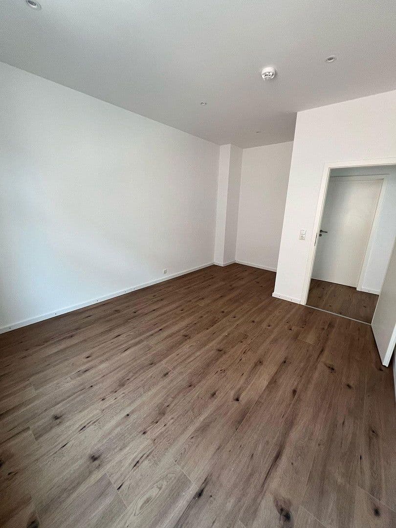 Pronájem bytu 3+1 60 m², Venloer Str.332, Köln, Severní Porýní-Vestfálsko Pronájem bytu 3+1 60 m², Venloer Str.332, Köln, Severní Porýní-Vestfálsko