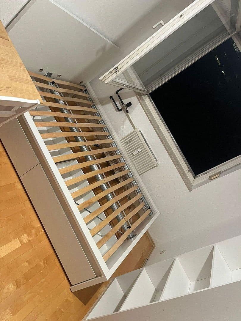 Pronájem bytu 1+1 11 m², Laufener Straße 13, Freiburg, Bádensko-Württembersko Pronájem bytu 1+1 11 m², Laufener Straße 13, Freiburg, Bádensko-Württembersko