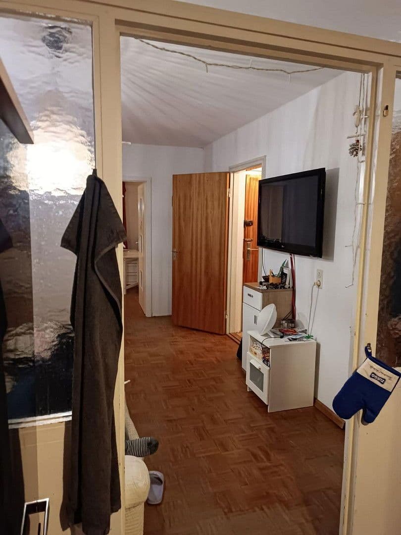 Pronájem bytu 1+1 11 m², Laufener Straße 13, Freiburg, Bádensko-Württembersko Pronájem bytu 1+1 11 m², Laufener Straße 13, Freiburg, Bádensko-Württembersko