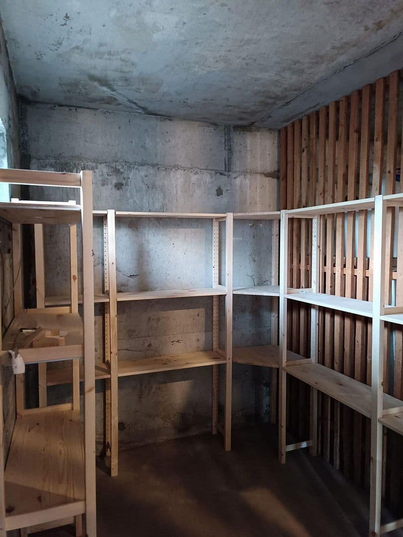 Pronájem bytu 1+1 11 m², Laufener Straße 13, Freiburg, Bádensko-Württembersko Pronájem bytu 1+1 11 m², Laufener Straße 13, Freiburg, Bádensko-Württembersko