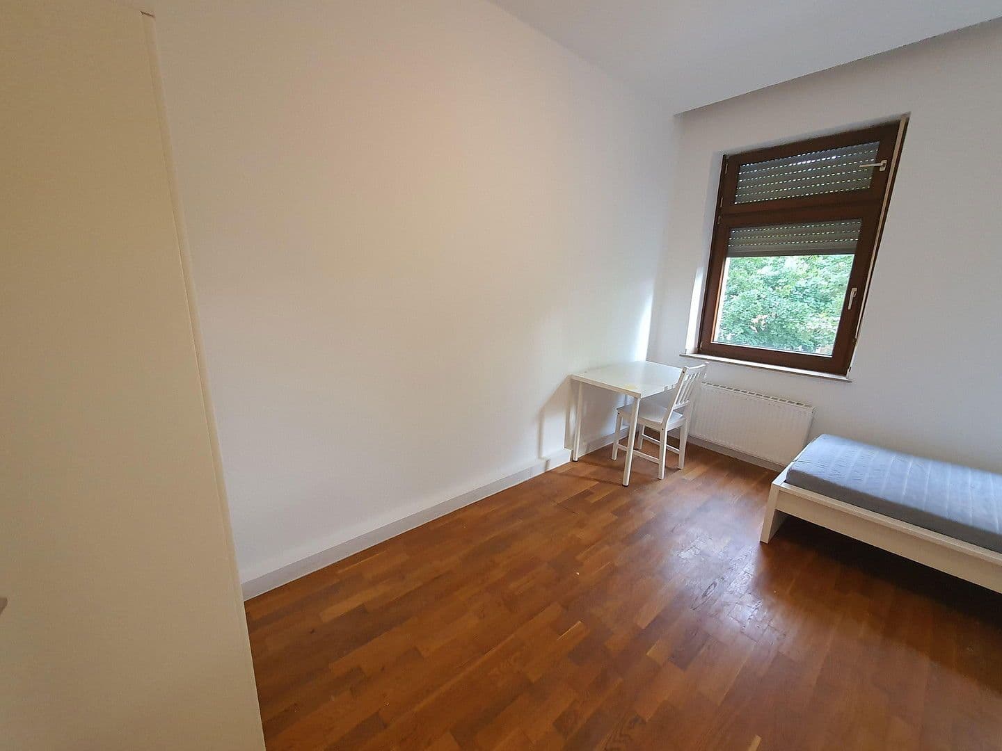 Prodej domu 315 m², pozemek 300 m², Kölnerstraße 186, Krefeld, Severní Porýní-Vestfálsko Prodej domu 315 m², pozemek 300 m², Kölnerstraße 186, Krefeld, Severní Porýní-Vestfálsko