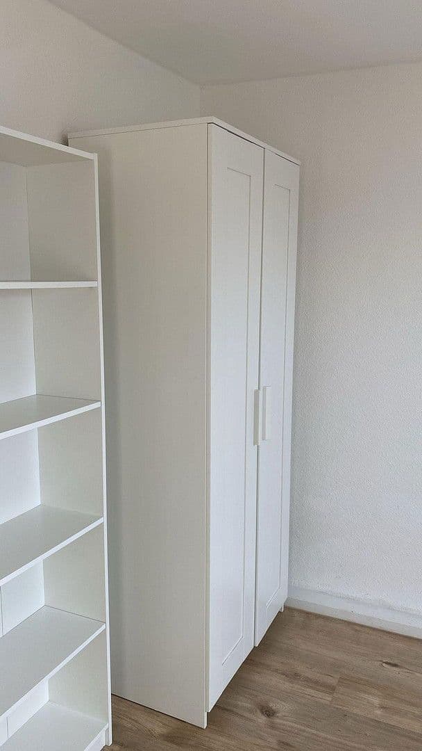 Prodej domu 315 m², pozemek 300 m², Kölnerstraße 186, Krefeld, Severní Porýní-Vestfálsko Prodej domu 315 m², pozemek 300 m², Kölnerstraße 186, Krefeld, Severní Porýní-Vestfálsko