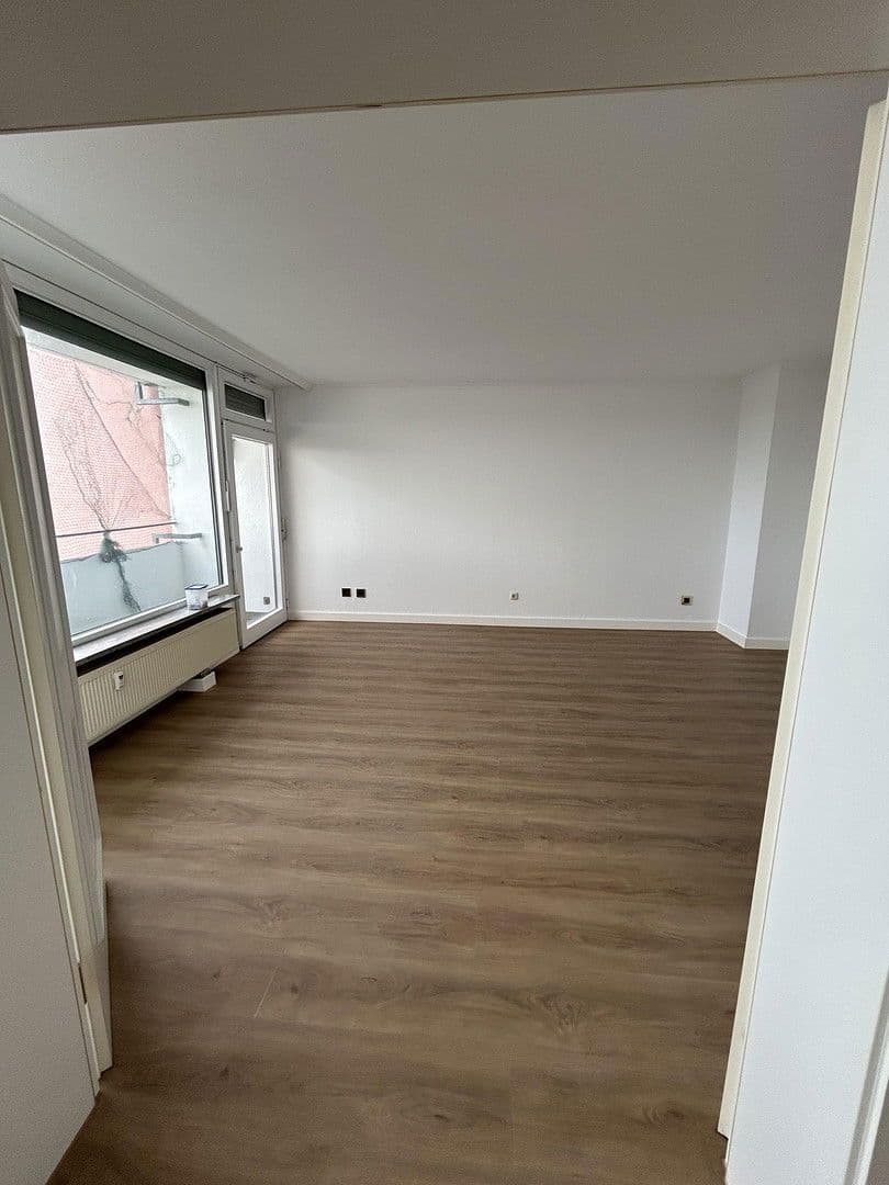 Pronájem bytu 3+1 91 m², Kaiserstrasse 103, Offenbach, Hessen Pronájem bytu 3+1 91 m², Kaiserstrasse 103, Offenbach, Hessen