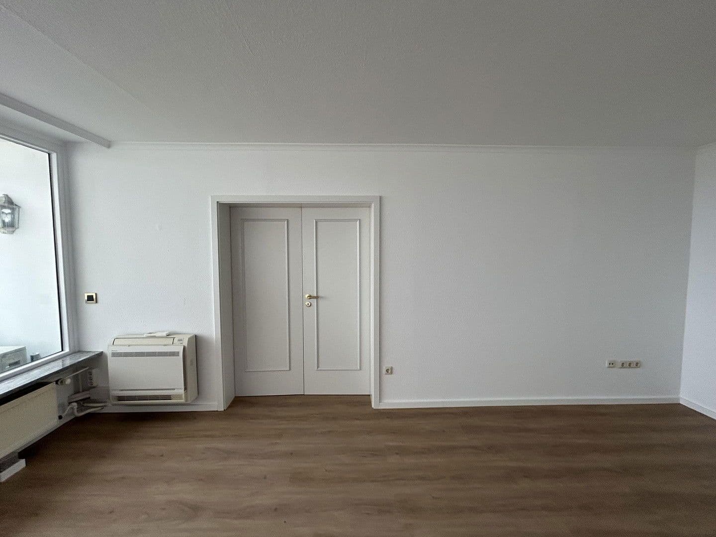 Pronájem bytu 3+1 91 m², Kaiserstrasse 103, Offenbach, Hessen Pronájem bytu 3+1 91 m², Kaiserstrasse 103, Offenbach, Hessen