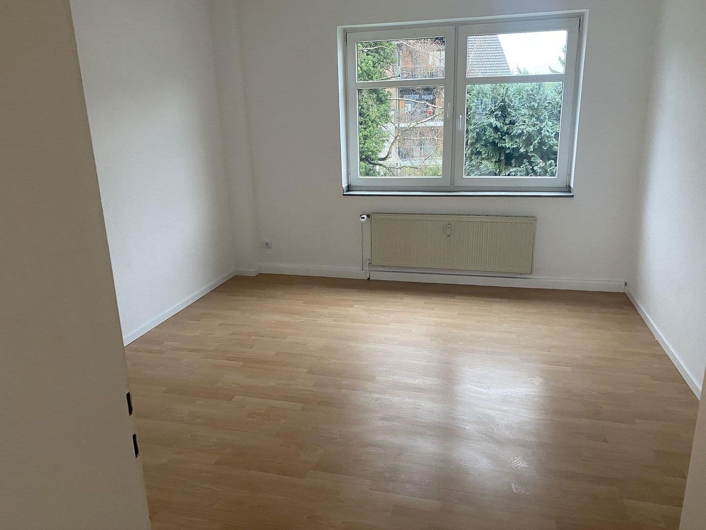 Pronájem bytu 2+1 65 m², Stahlstr. 10, Erkrath, Severní Porýní-Vestfálsko Pronájem bytu 2+1 65 m², Stahlstr. 10, Erkrath, Severní Porýní-Vestfálsko