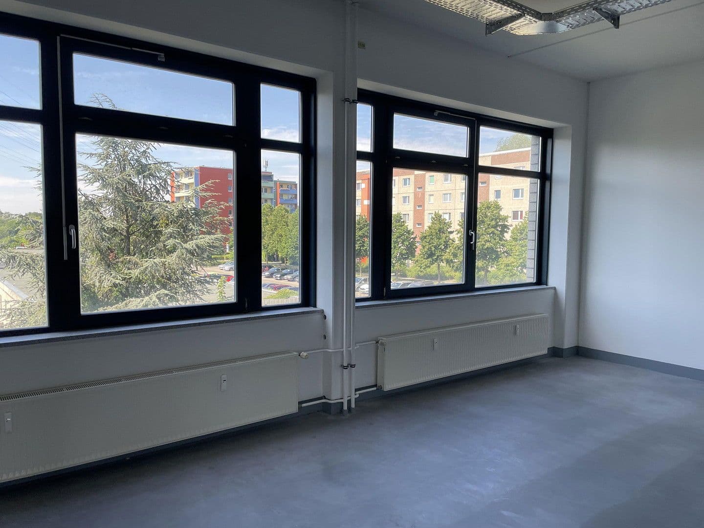 Pronájem kanceláře 282 m², Döbelner Straße  4, Berlin-Hellersdorf, Berlín Pronájem kanceláře 282 m², Döbelner Straße  4, Berlin-Hellersdorf, Berlín