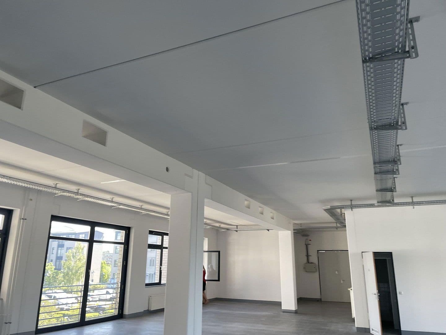 Pronájem kanceláře 282 m², Döbelner Straße  4, Berlin-Hellersdorf, Berlín Pronájem kanceláře 282 m², Döbelner Straße  4, Berlin-Hellersdorf, Berlín