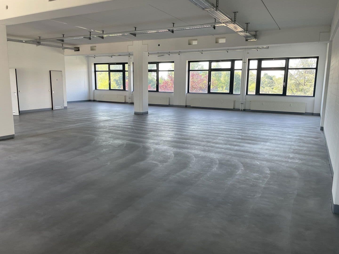 Pronájem kanceláře 282 m², Döbelner Straße  4, Berlin-Hellersdorf, Berlín Pronájem kanceláře 282 m², Döbelner Straße  4, Berlin-Hellersdorf, Berlín