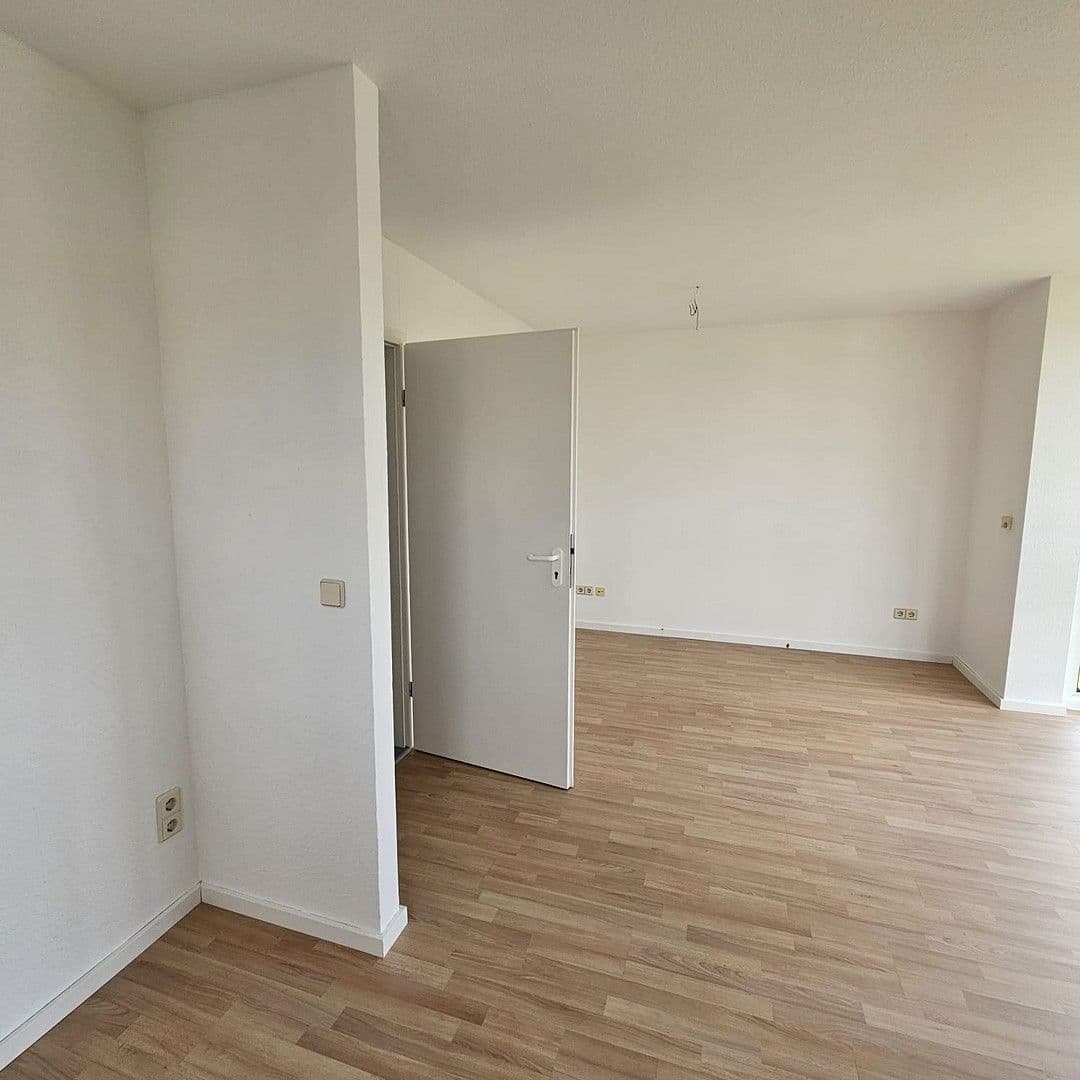 Pronájem bytu 3+1 82 m², Zum Bahnhof 71, Frankenberg/Sachsen, Sasko Pronájem bytu 3+1 82 m², Zum Bahnhof 71, Frankenberg/Sachsen, Sasko