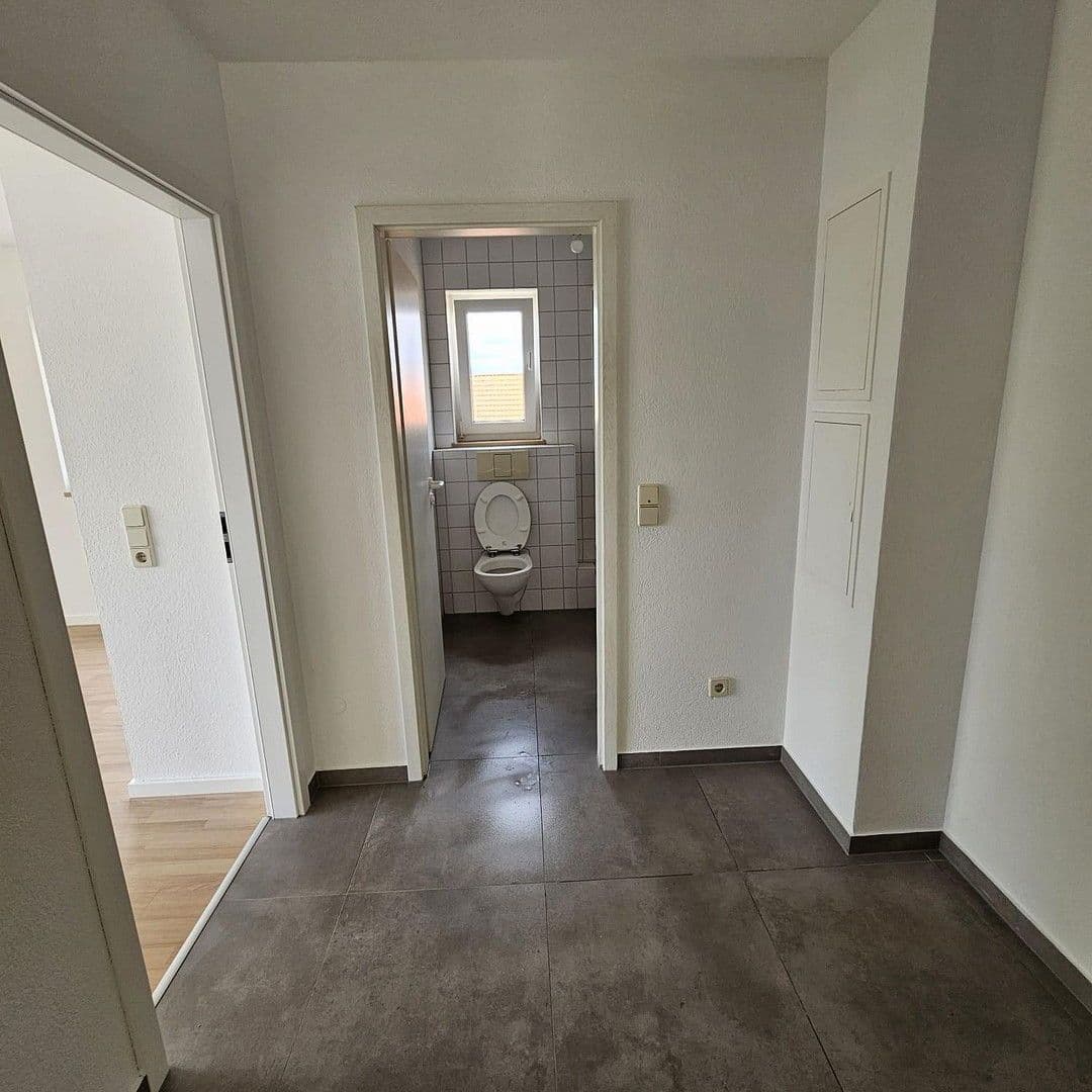Pronájem bytu 3+1 82 m², Zum Bahnhof 71, Frankenberg/Sachsen, Sasko Pronájem bytu 3+1 82 m², Zum Bahnhof 71, Frankenberg/Sachsen, Sasko