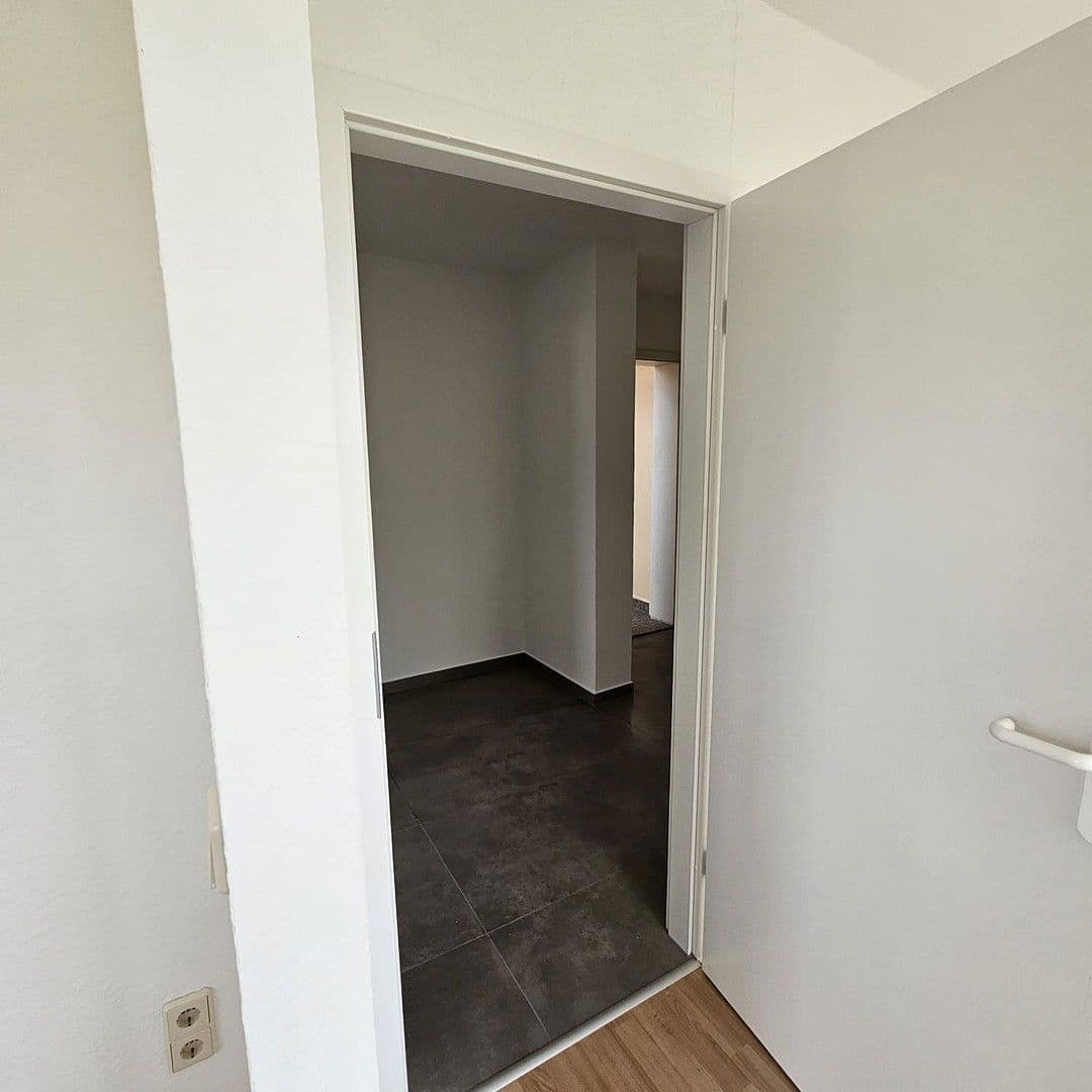 Pronájem bytu 3+1 82 m², Zum Bahnhof 71, Frankenberg/Sachsen, Sasko Pronájem bytu 3+1 82 m², Zum Bahnhof 71, Frankenberg/Sachsen, Sasko