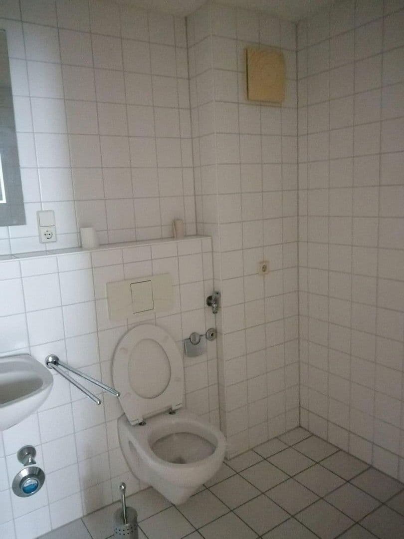 Pronájem bytu 3+1 82 m², Zum Bahnhof 71, Frankenberg/Sachsen, Sasko Pronájem bytu 3+1 82 m², Zum Bahnhof 71, Frankenberg/Sachsen, Sasko