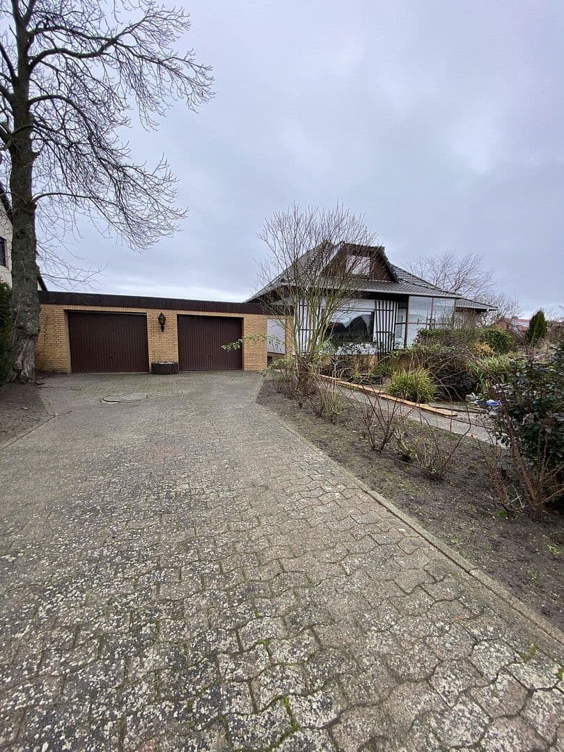 Prodej domu 145 m², pozemek 1.530 m², Kirchberg 22, Königslutter am Elm, Dolní Sasko Prodej domu 145 m², pozemek 1.530 m², Kirchberg 22, Königslutter am Elm, Dolní Sasko