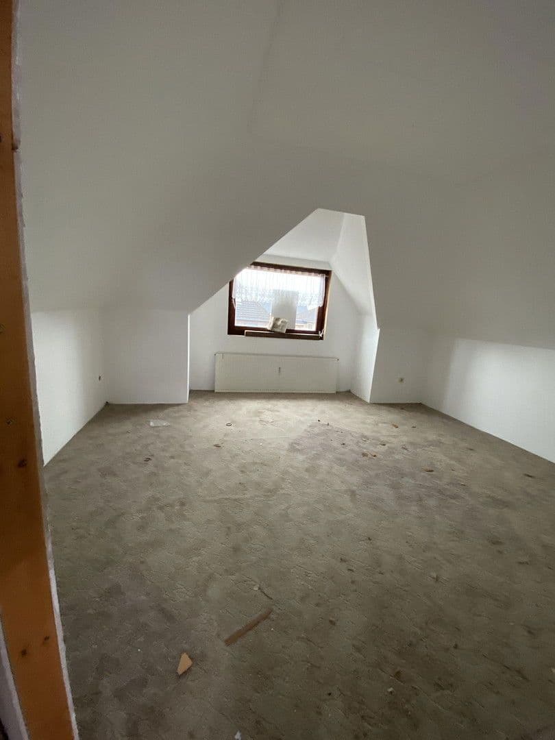 Prodej domu 145 m², pozemek 1.530 m², Kirchberg 22, Königslutter am Elm, Dolní Sasko Prodej domu 145 m², pozemek 1.530 m², Kirchberg 22, Königslutter am Elm, Dolní Sasko