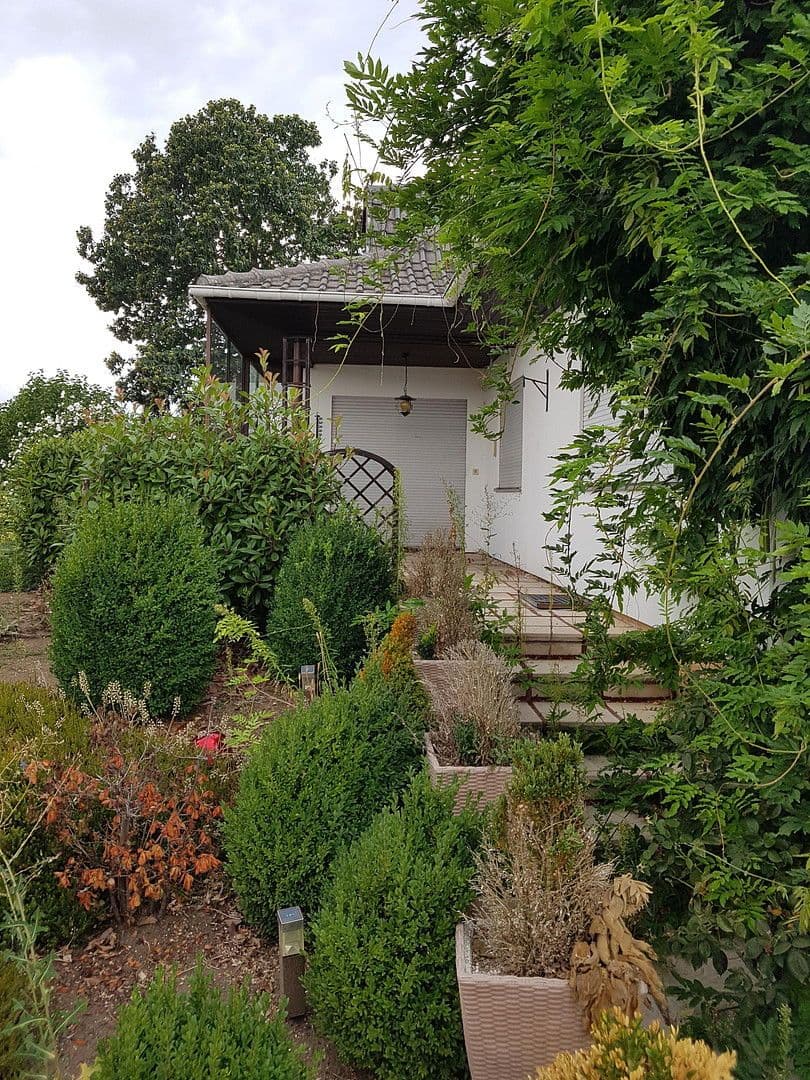 Prodej domu 145 m², pozemek 1.530 m², Kirchberg 22, Königslutter am Elm, Dolní Sasko Prodej domu 145 m², pozemek 1.530 m², Kirchberg 22, Königslutter am Elm, Dolní Sasko