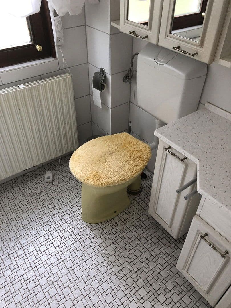 Prodej domu 145 m², pozemek 1.530 m², Kirchberg 22, Königslutter am Elm, Dolní Sasko Prodej domu 145 m², pozemek 1.530 m², Kirchberg 22, Königslutter am Elm, Dolní Sasko