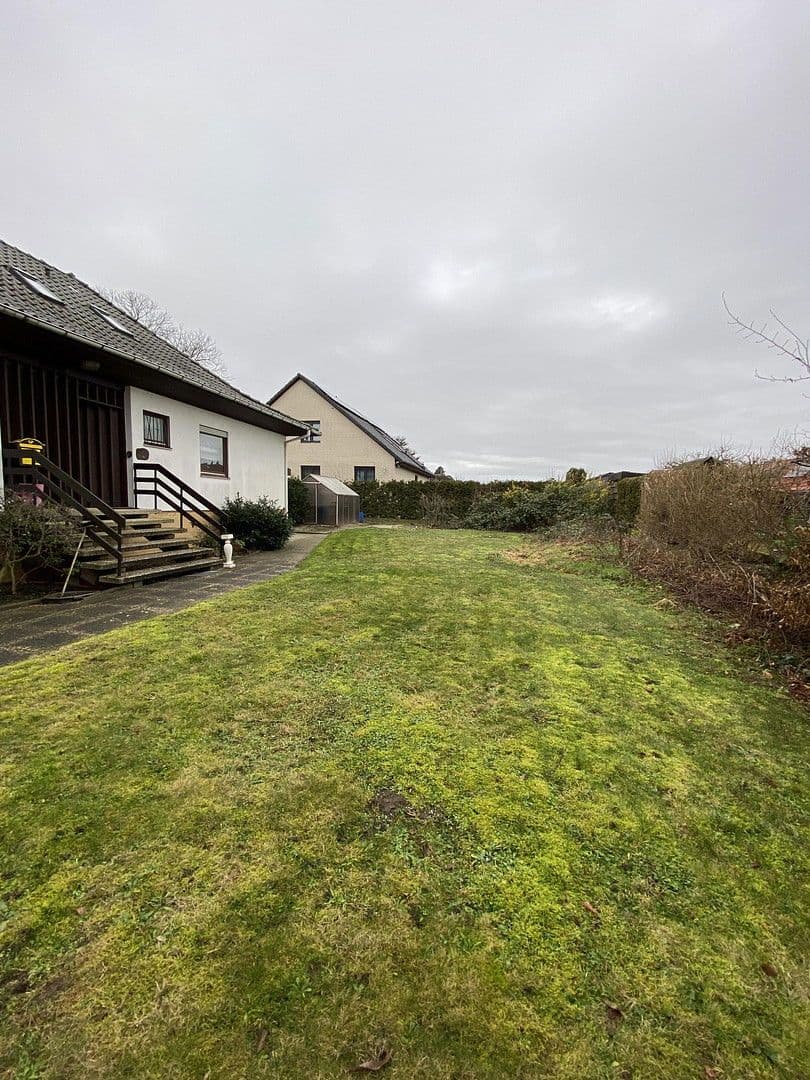 Prodej domu 145 m², pozemek 1.530 m², Kirchberg 22, Königslutter am Elm, Dolní Sasko Prodej domu 145 m², pozemek 1.530 m², Kirchberg 22, Königslutter am Elm, Dolní Sasko