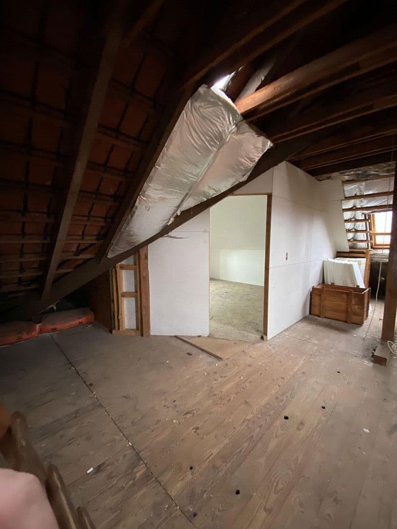 Prodej domu 145 m², pozemek 1.530 m², Kirchberg 22, Königslutter am Elm, Dolní Sasko Prodej domu 145 m², pozemek 1.530 m², Kirchberg 22, Königslutter am Elm, Dolní Sasko