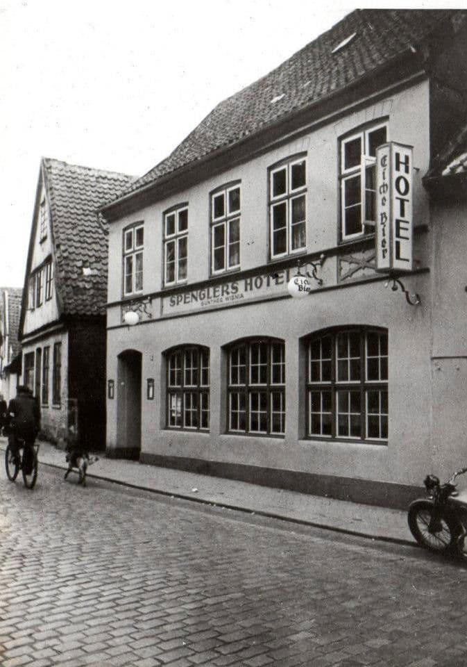 Prodej domu 500 m², pozemek 500 m², Šlesvik, Šlesvicko-Holštýnsko Prodej domu 500 m², pozemek 500 m², Šlesvik, Šlesvicko-Holštýnsko