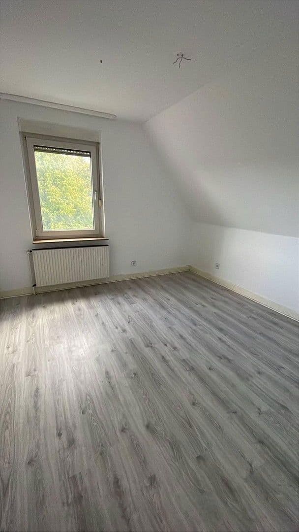 Pronájem bytu 3+1 76 m², Adalmundstr. 11, Dortmund, Severní Porýní-Vestfálsko Pronájem bytu 3+1 76 m², Adalmundstr. 11, Dortmund, Severní Porýní-Vestfálsko