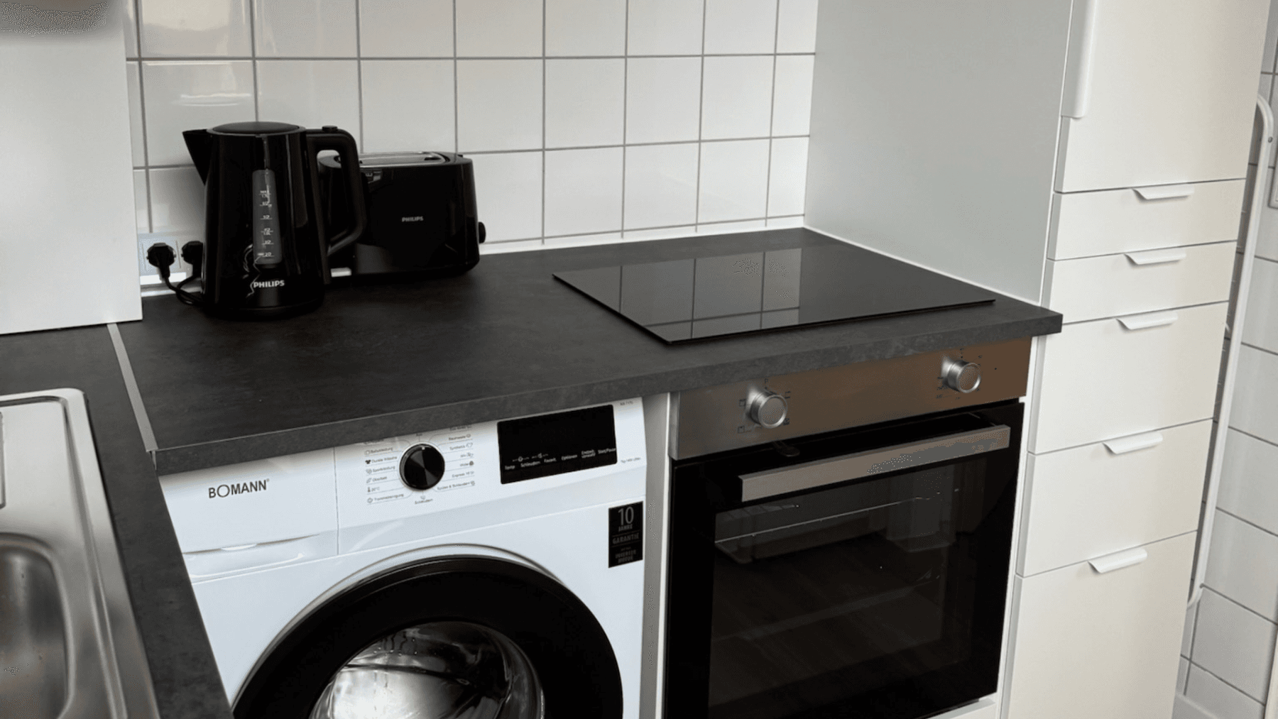 Pronájem bytu 1+1 35 m², Düsseldorf, Severní Porýní-Vestfálsko Pronájem bytu 1+1 35 m², Düsseldorf, Severní Porýní-Vestfálsko