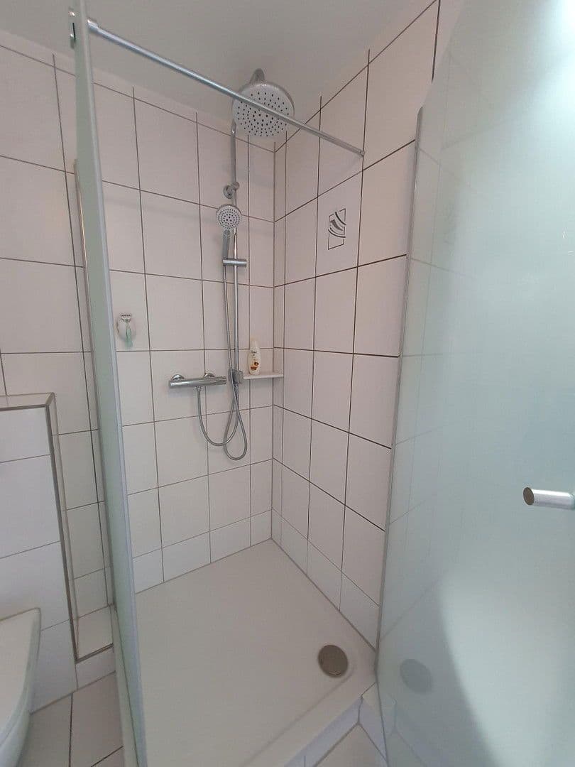 Prodej domu 115 m², pozemek 183 m², Hilden, Severní Porýní-Vestfálsko Prodej domu 115 m², pozemek 183 m², Hilden, Severní Porýní-Vestfálsko