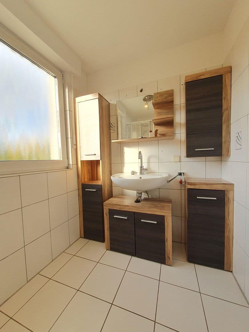 Prodej domu 115 m², pozemek 183 m², Hilden, Severní Porýní-Vestfálsko Prodej domu 115 m², pozemek 183 m², Hilden, Severní Porýní-Vestfálsko