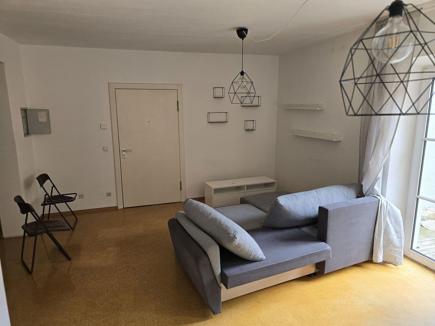 Pronájem bytu 1+1 35 m², Schießgrabenstr. 6, Ausgburg, Bavorsko Pronájem bytu 1+1 35 m², Schießgrabenstr. 6, Ausgburg, Bavorsko