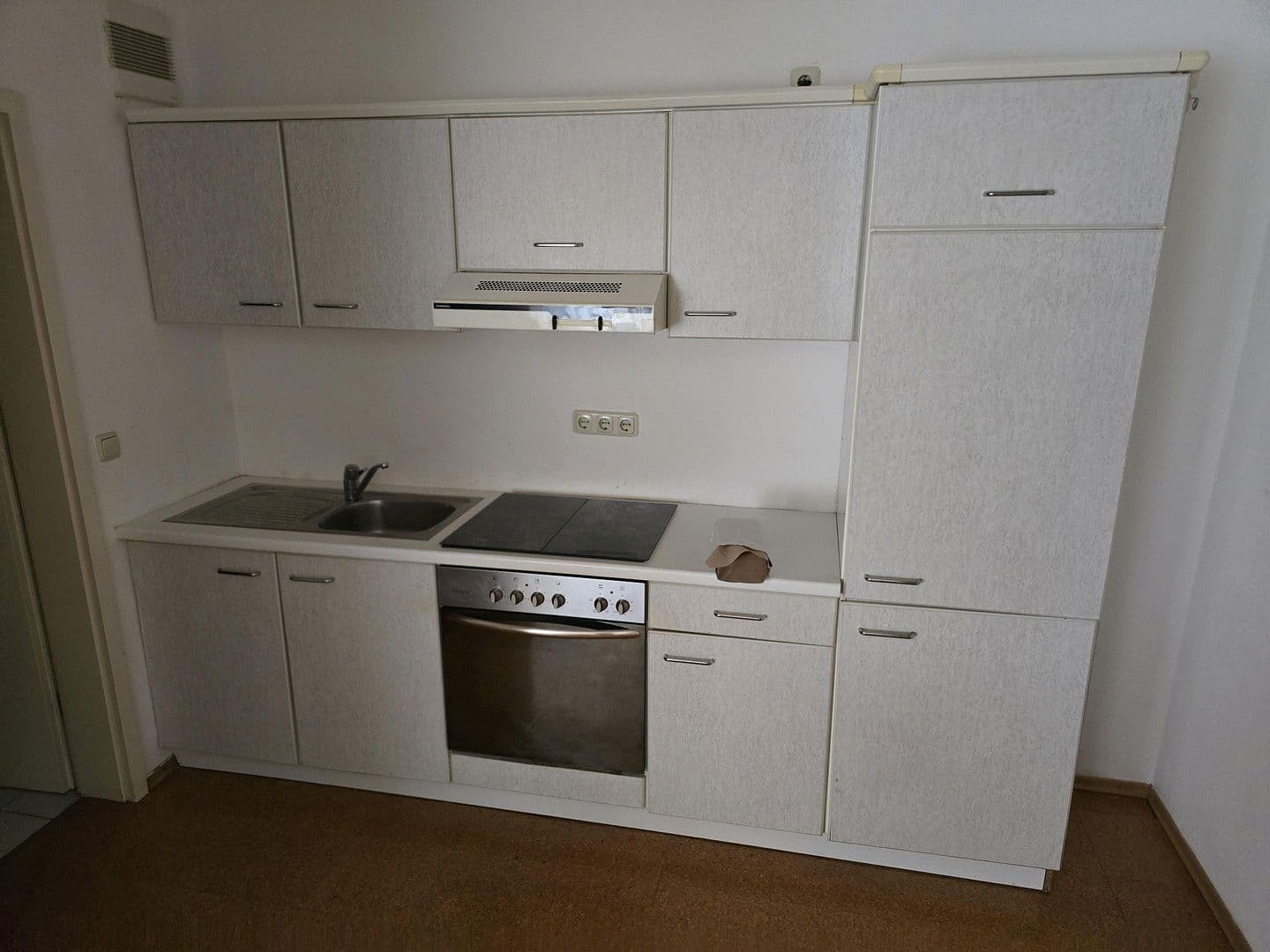 Pronájem bytu 1+1 35 m², Schießgrabenstr. 6, Ausgburg, Bavorsko Pronájem bytu 1+1 35 m², Schießgrabenstr. 6, Ausgburg, Bavorsko