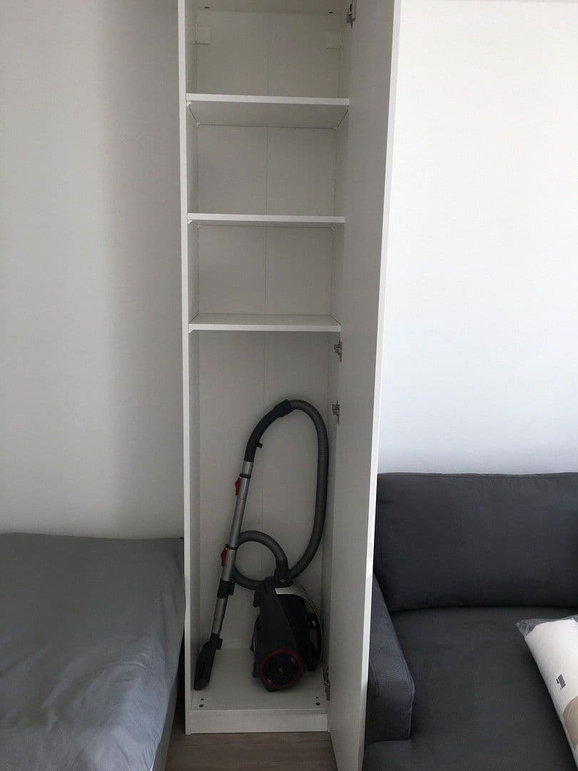 Pronájem bytu 1+1 29 m², Klarastr. 19, München, Bavorsko Pronájem bytu 1+1 29 m², Klarastr. 19, München, Bavorsko